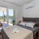 Front In With House Sea View Casa de Férias Duba