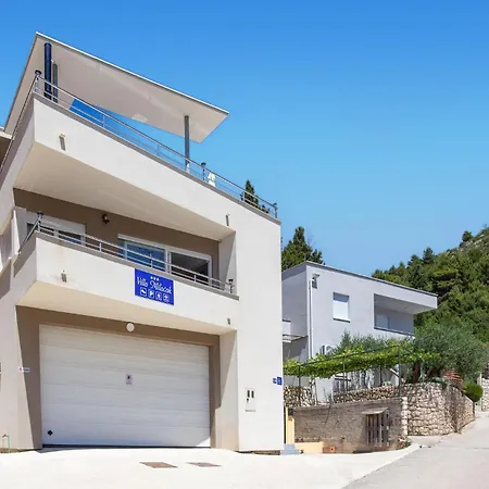 Casa de Férias Front In With House Sea View