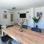 Front In With House Sea View * Duba