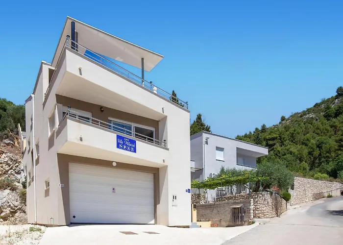 Semesterbostad Lovely In With Wifi